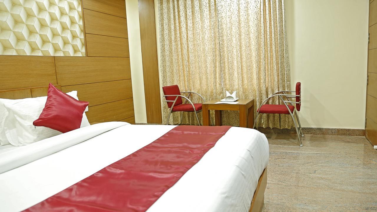 Shoba Elite Hotell Bangalore Exteriör bild