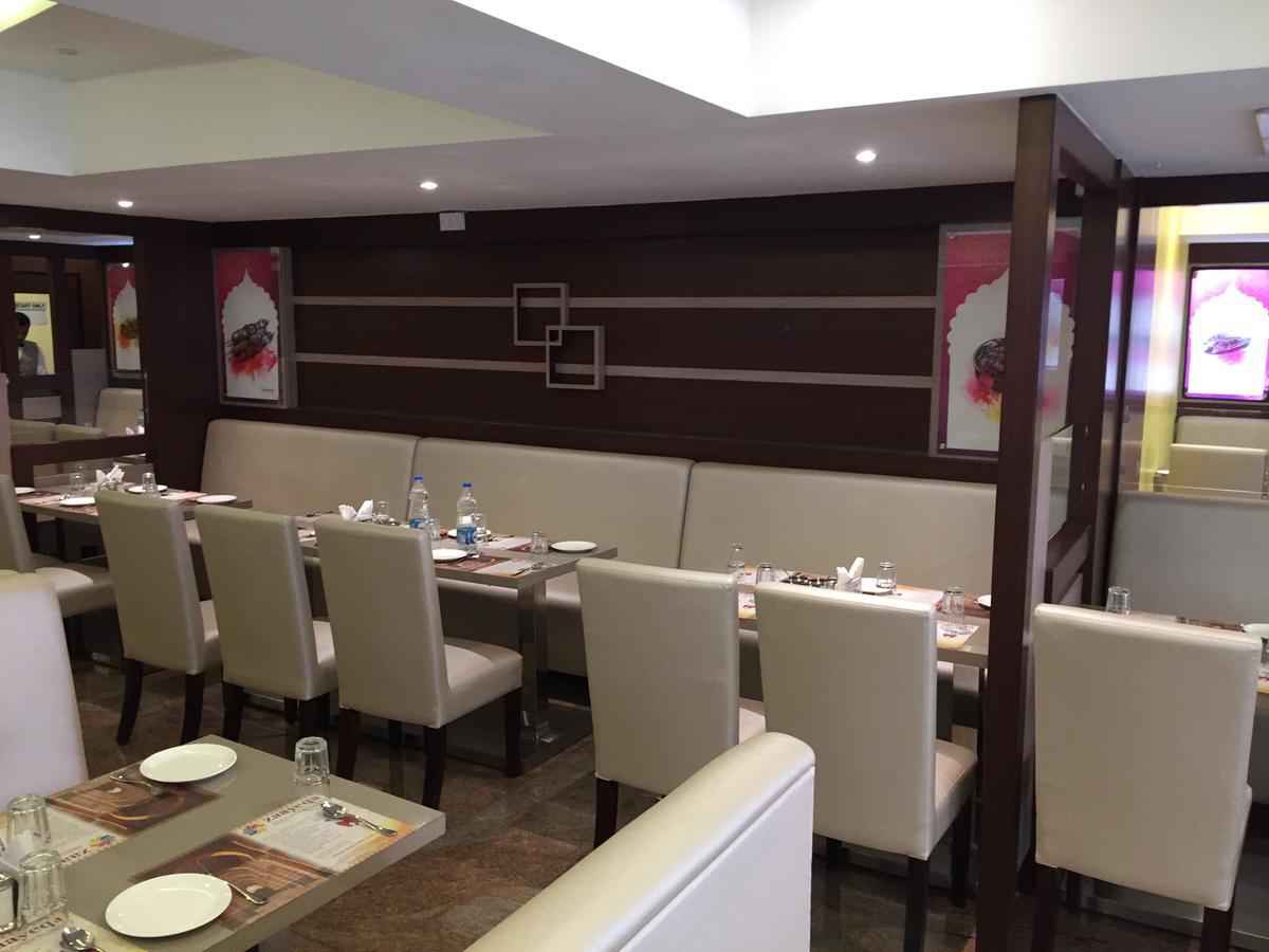 Shoba Elite Hotell Bangalore Exteriör bild