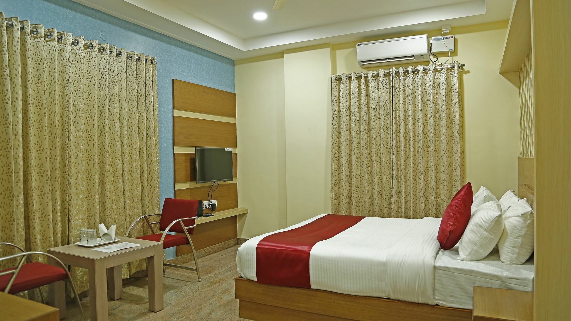 Shoba Elite Hotell Bangalore Exteriör bild